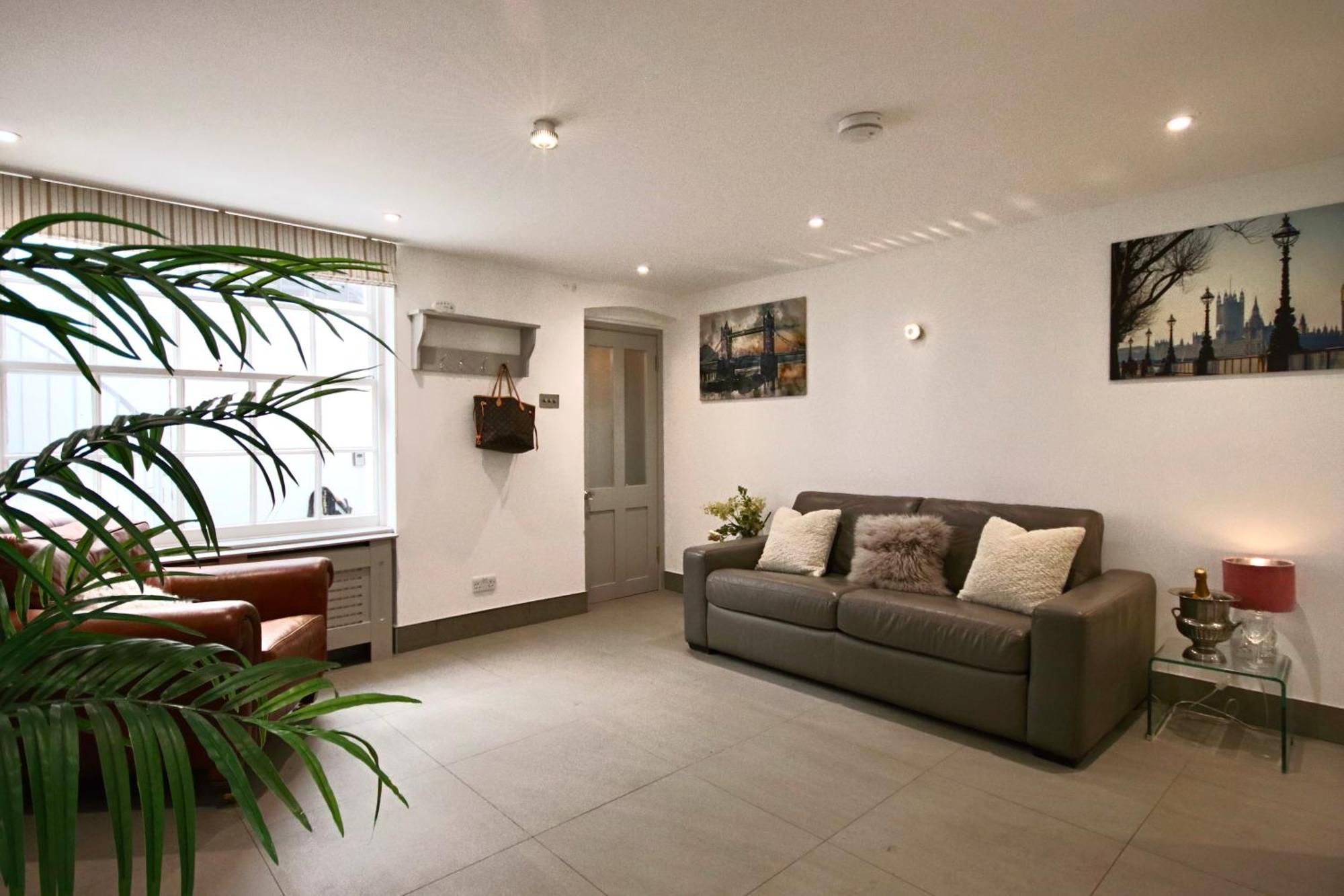 Victoria Belgravia Townhouse Apartment London Bilik gambar